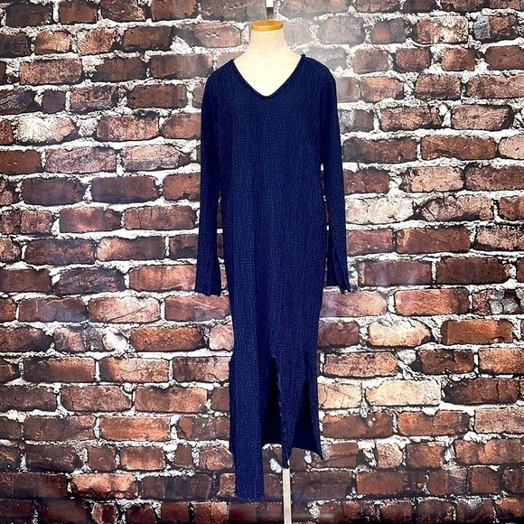 DRIFTER Dress NWT Textured Navy Blue Asymmetrical V-Neck Size Large - Picture 1 of 13